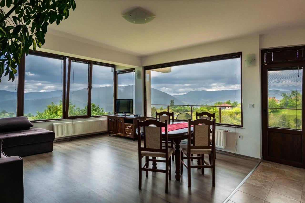 Guest House Panorama เกลา ภายนอก รูปภาพ