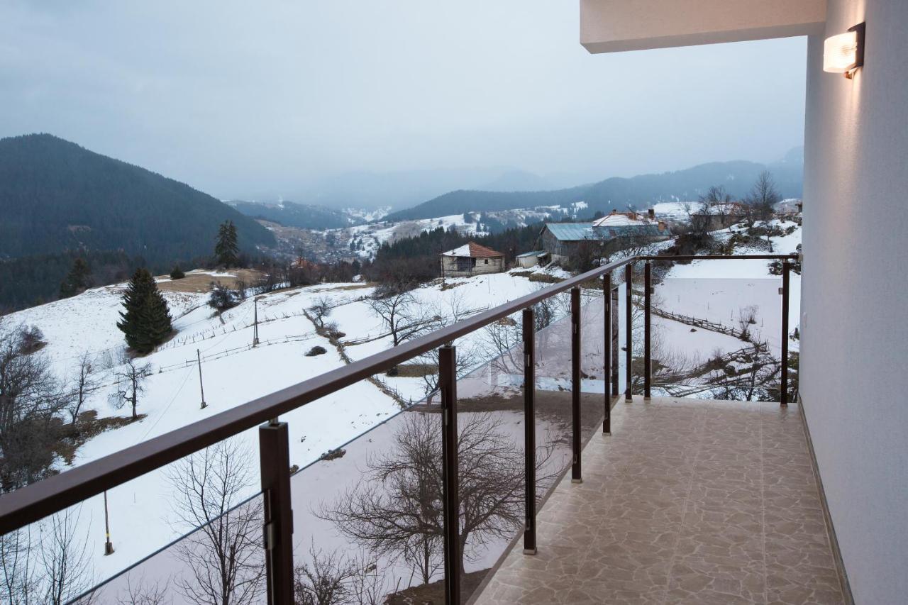 Guest House Panorama เกลา ภายนอก รูปภาพ